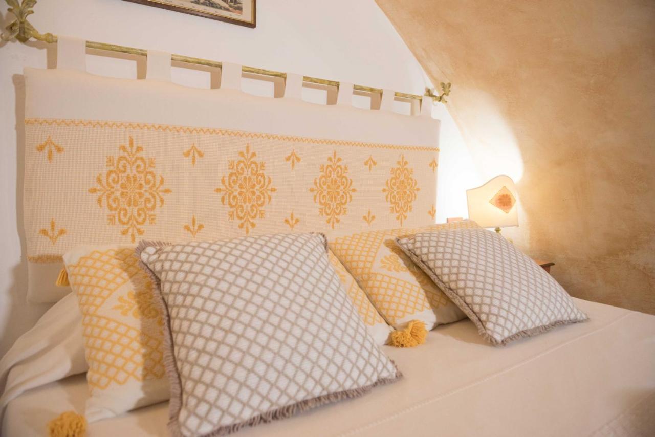 Hotel Anticos Palathos Орозей Екстер'єр фото