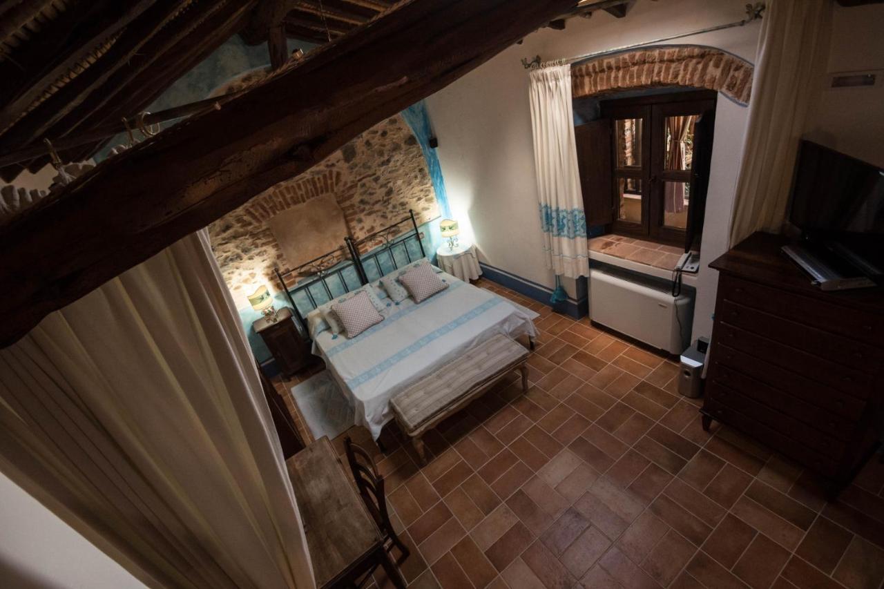 Hotel Anticos Palathos Орозей Екстер'єр фото