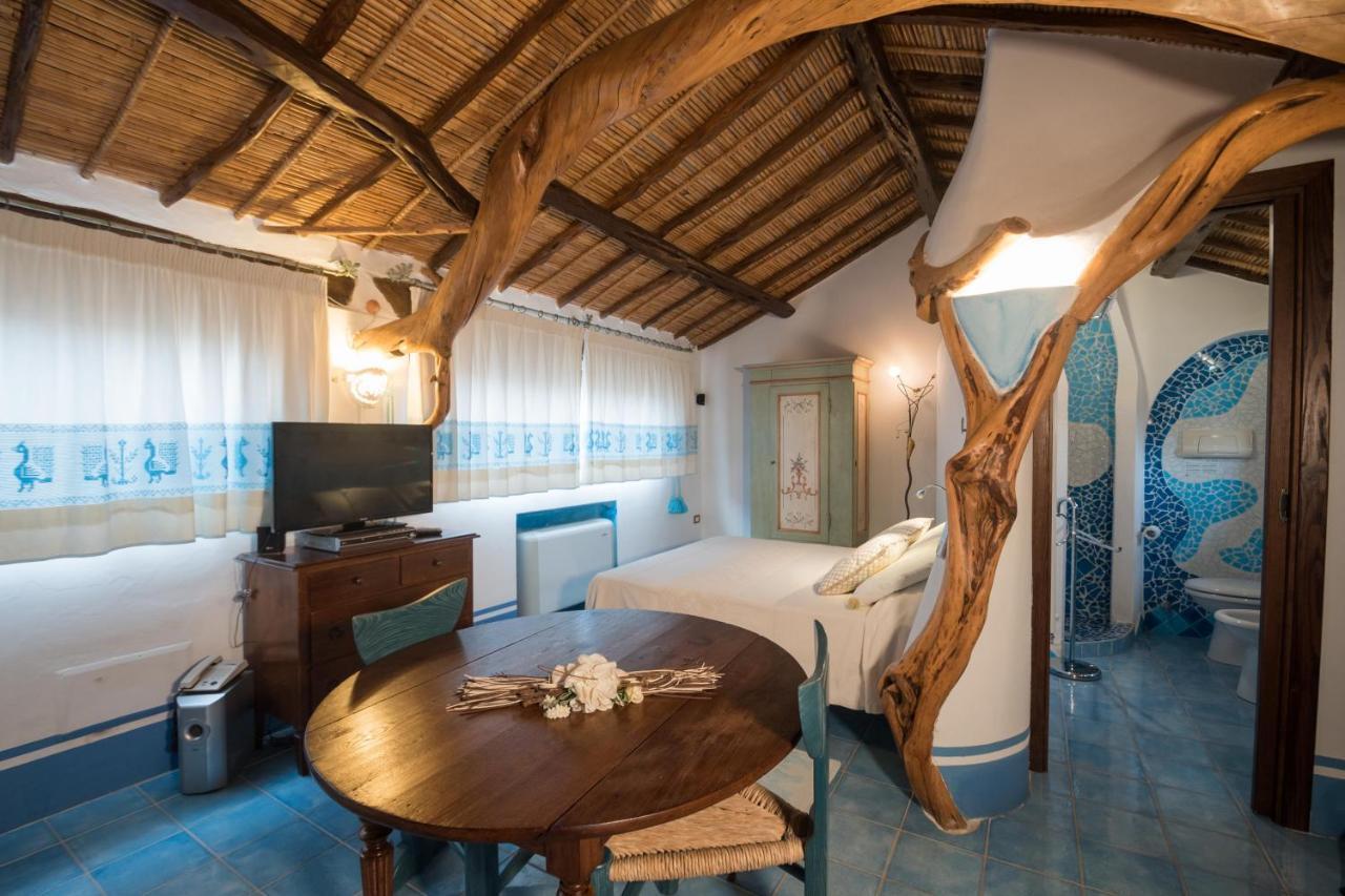 Hotel Anticos Palathos Орозей Екстер'єр фото