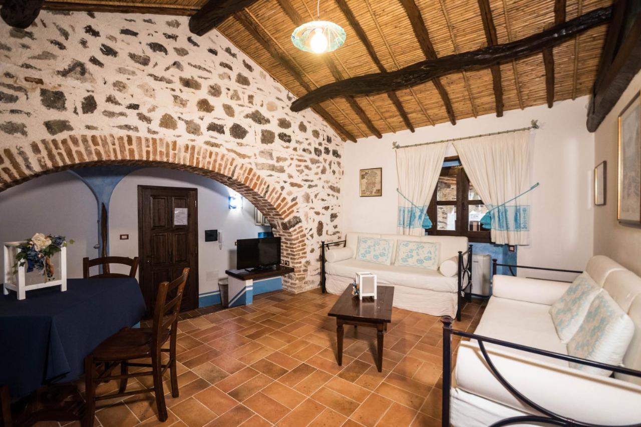 Hotel Anticos Palathos Орозей Екстер'єр фото